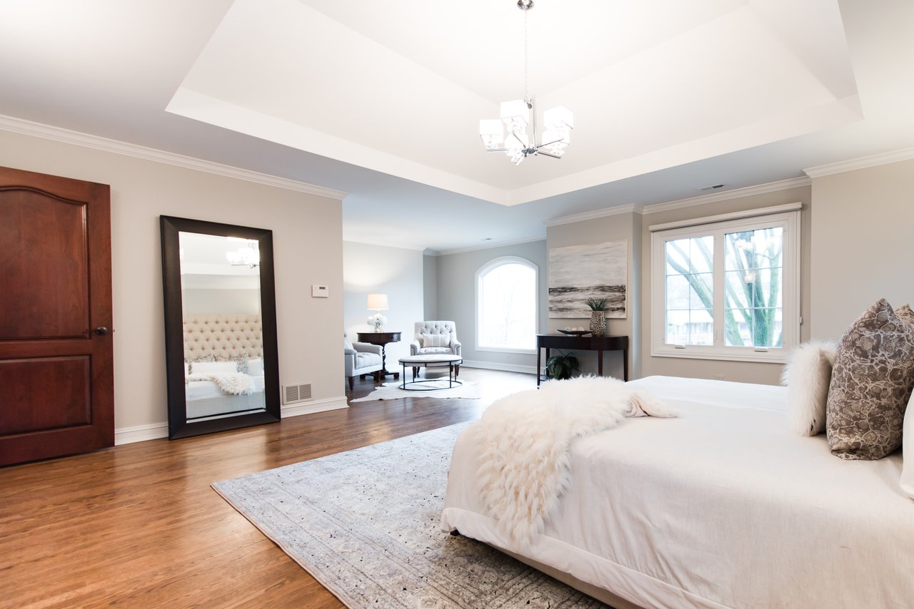 Experience Luxury Living In This Stunning Home
