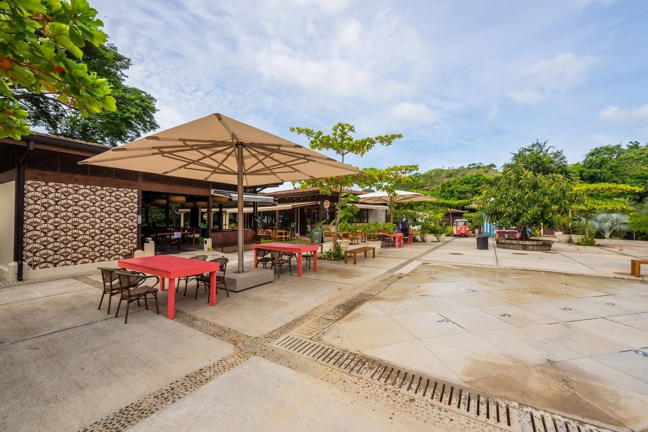 Four Balcony Turnkey Flat, Flamingo, Guanacaste