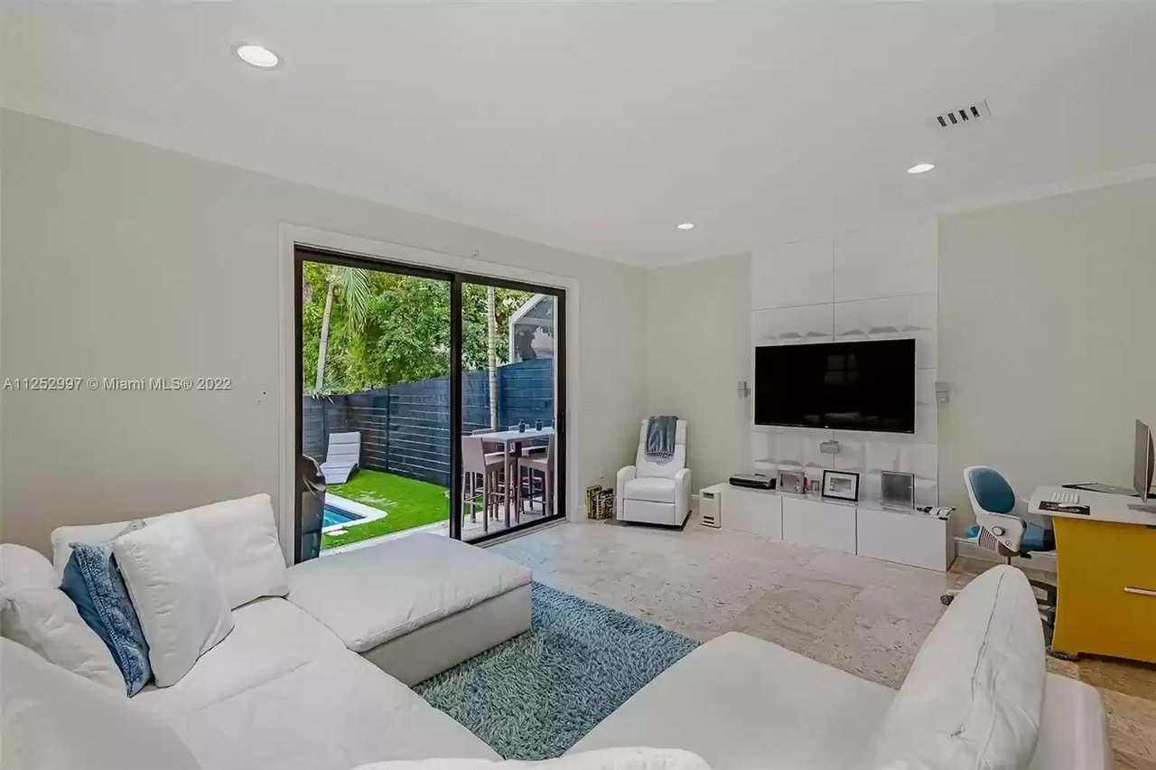2929 Day Avenue
