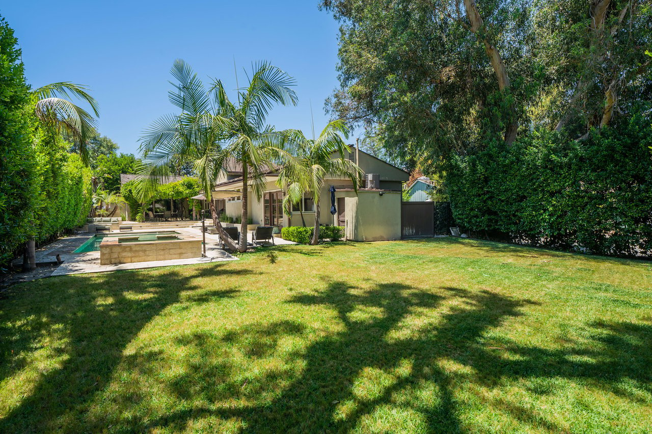 Sprawling Updated Cali Ranch in Toluca Lake w/ Resort Like Backyard