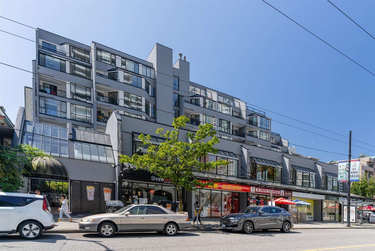 708-1270 Robson St