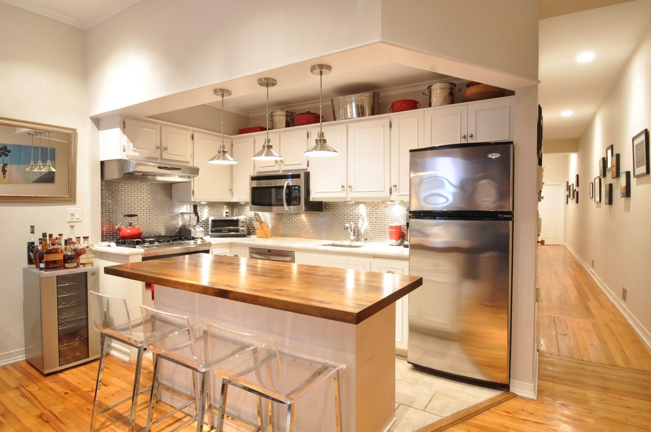 260 West 10th Street Unit 2A