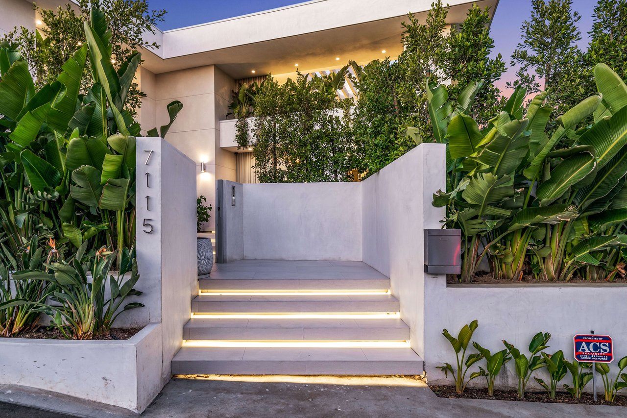 The Apex HH | 7115 Macapa Drive
