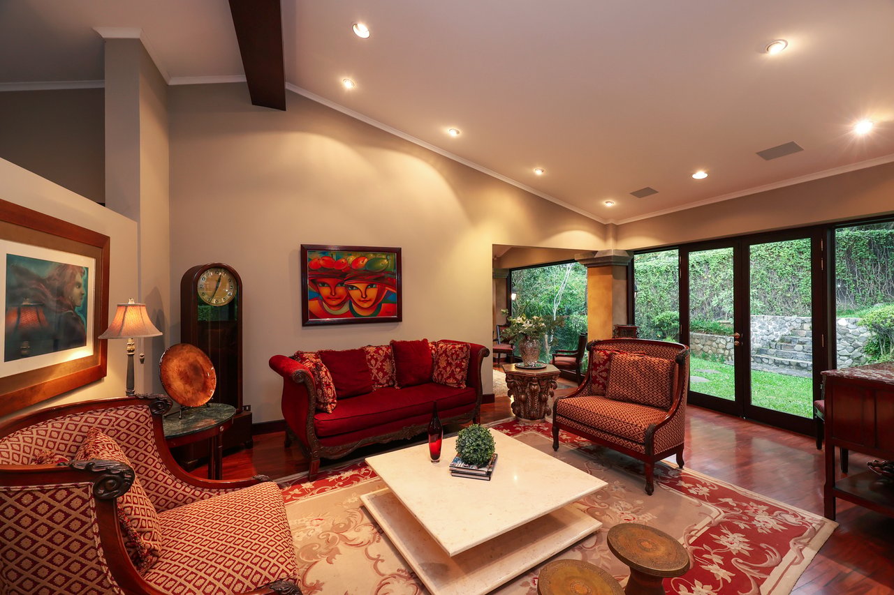 European Estate Pool Villa, Escazu, San Jose