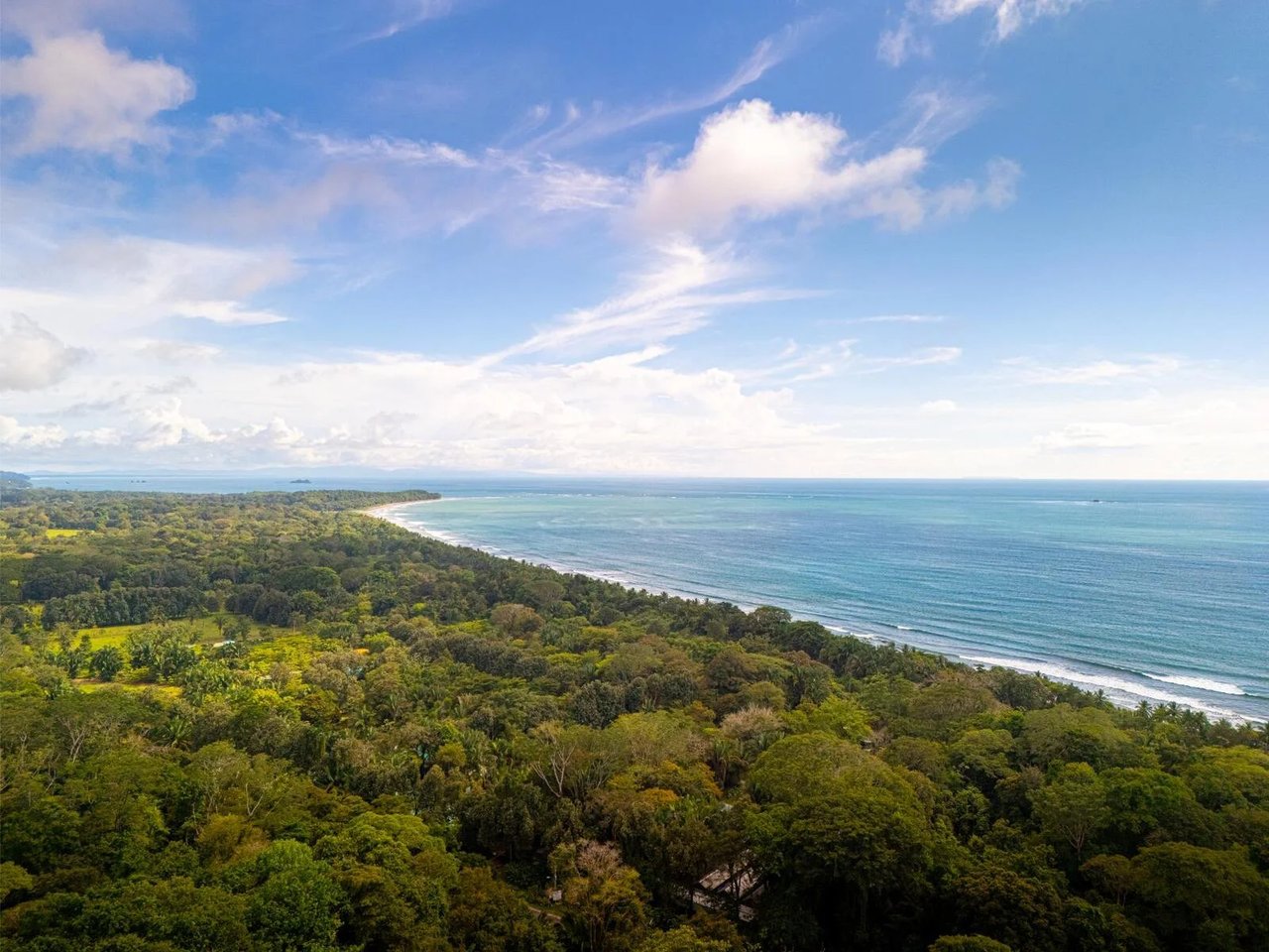 Whale Tail View Ridgetop Home, Uvita, Puntarenas