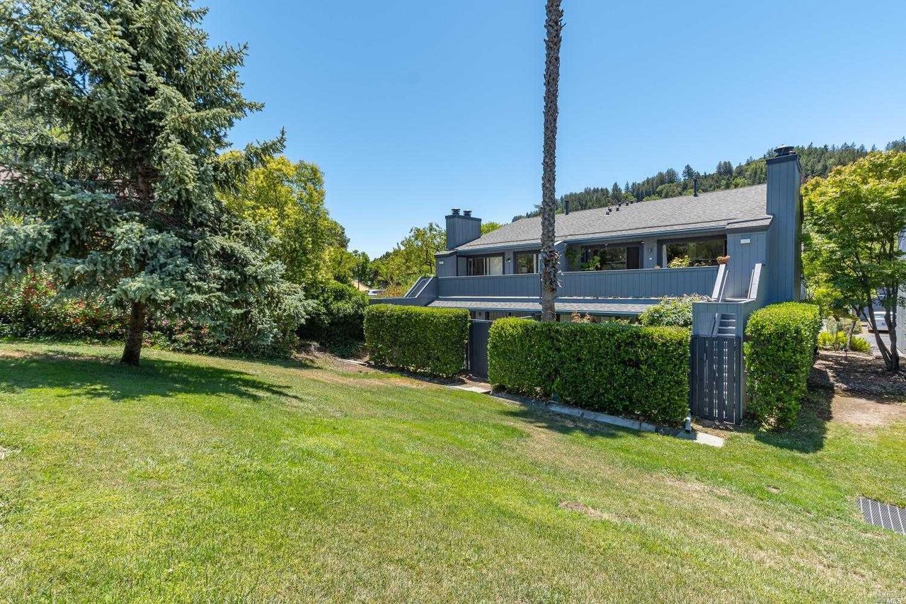 13 Herrera Dr