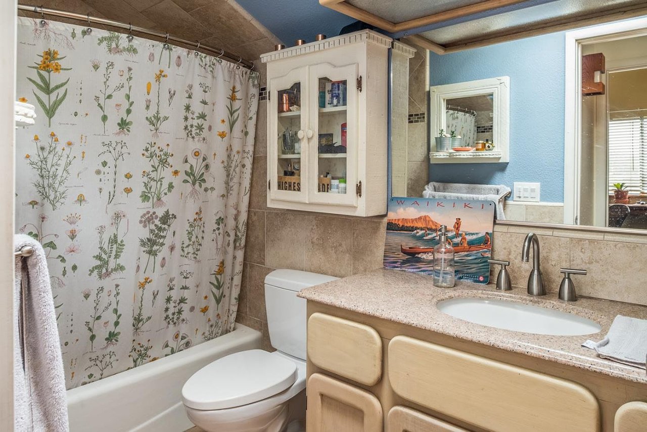 461 Dela Vina Ave APT 305