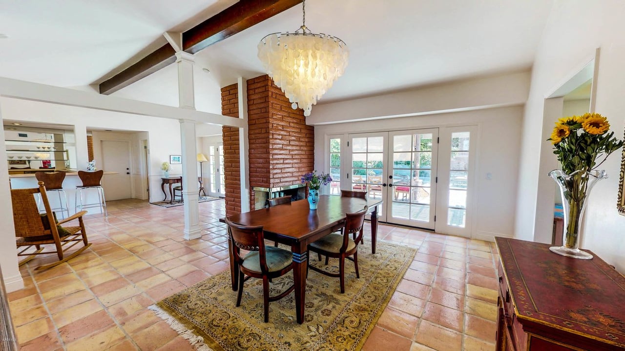 1162 Calle Yucca 