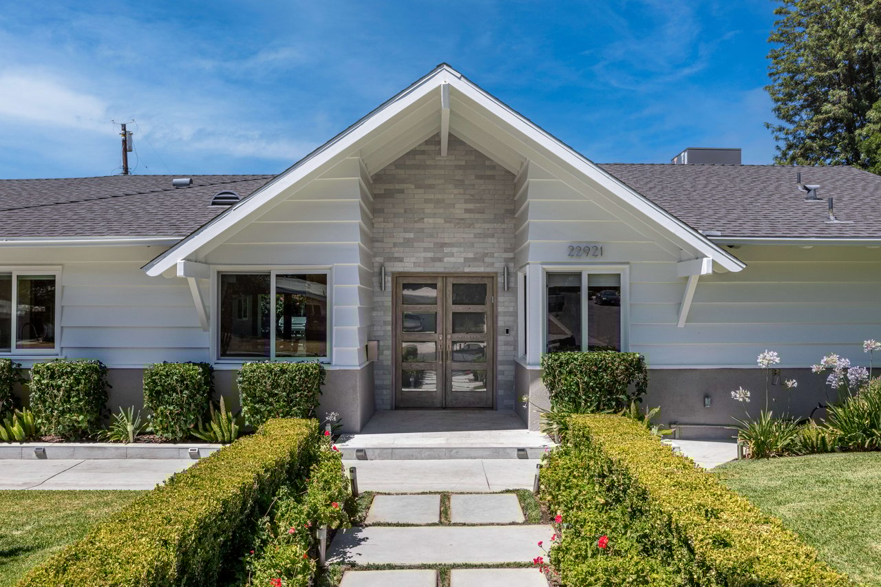 The Brenford Manor
