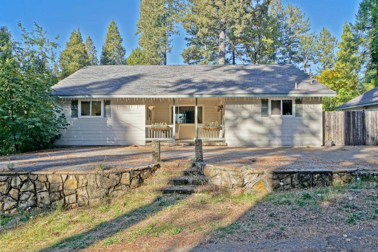 6589 Center View Dr
