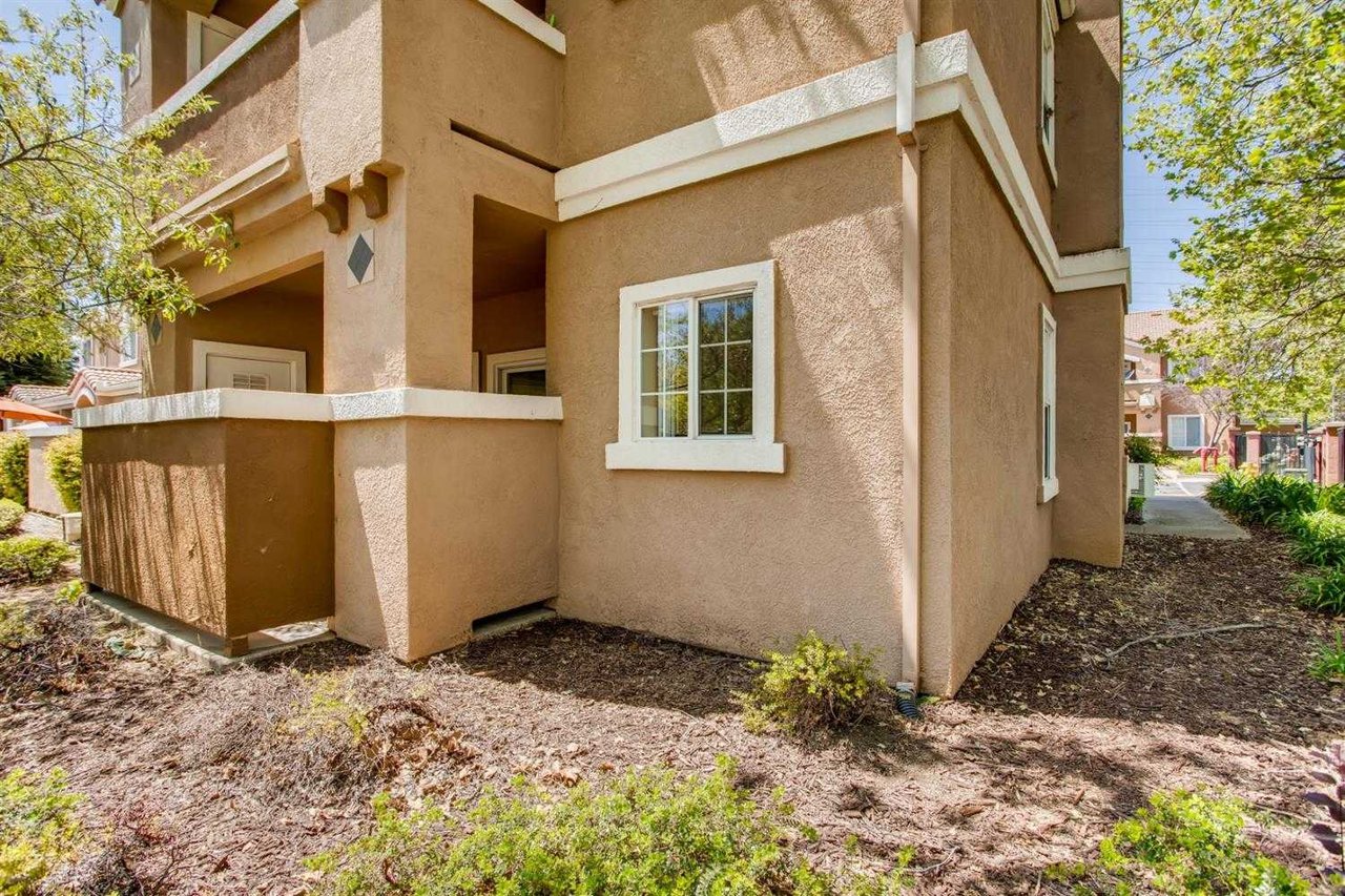 885 Halidon Way Unit 1614