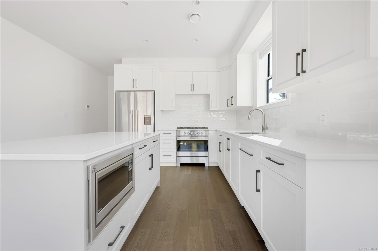 7046 Central Saanich Rd, Central Saanich