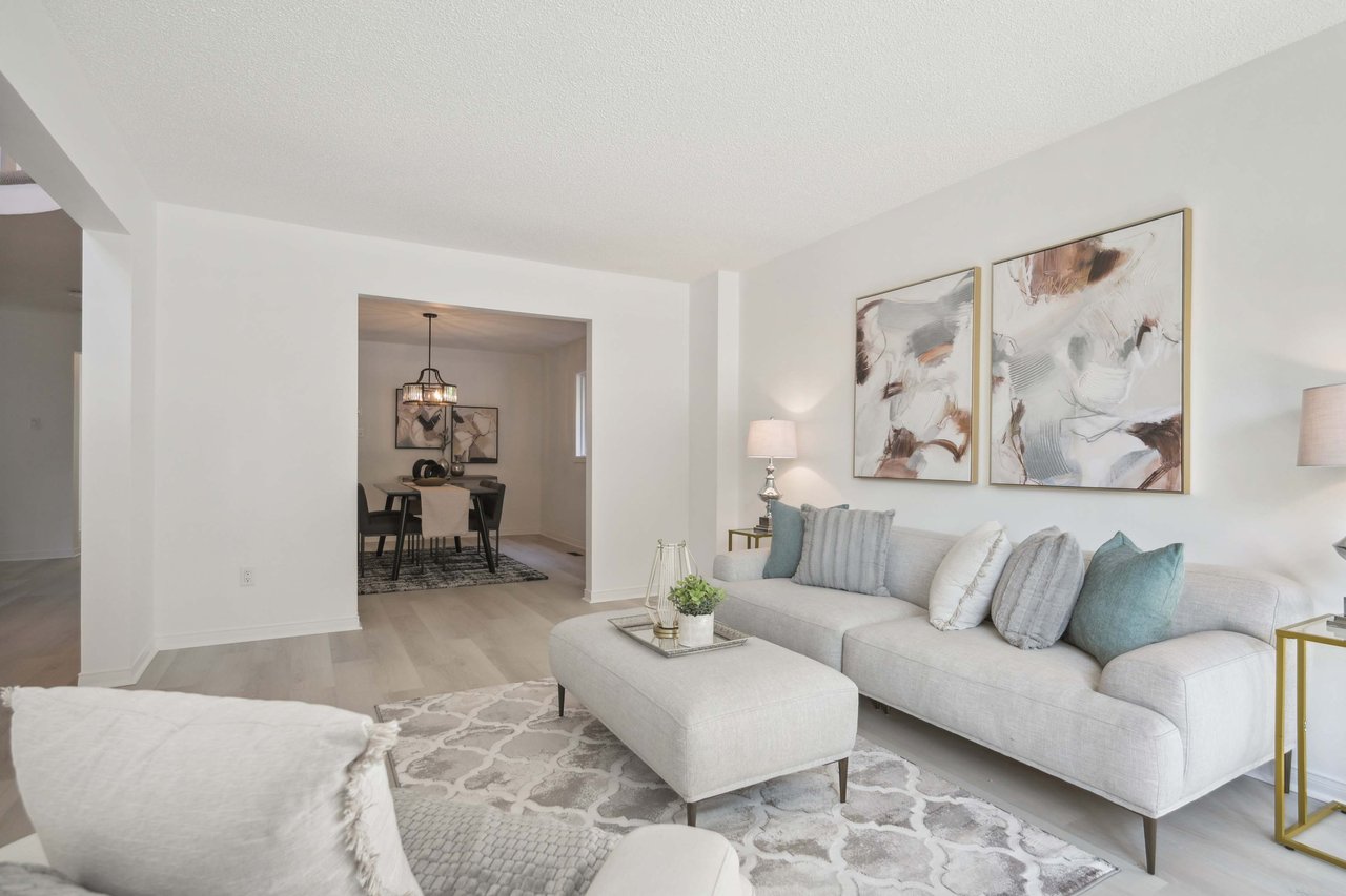 Spacious River Oaks Family Home