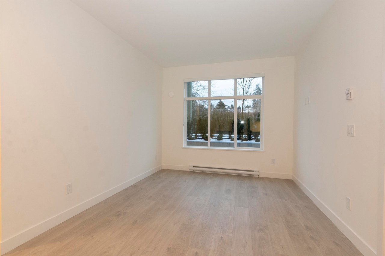 201-808 Gauthier Ave