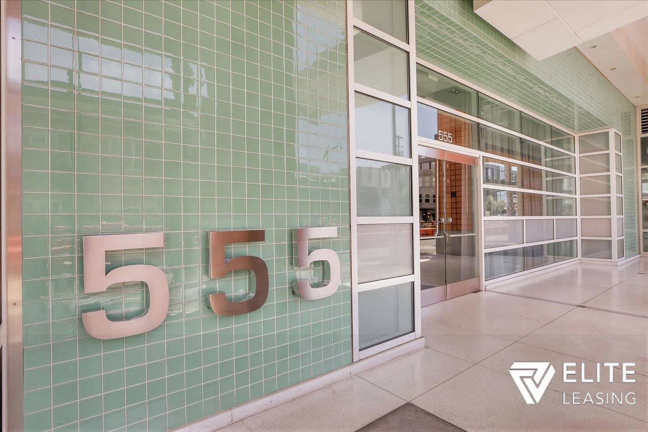 555 4th St., #729