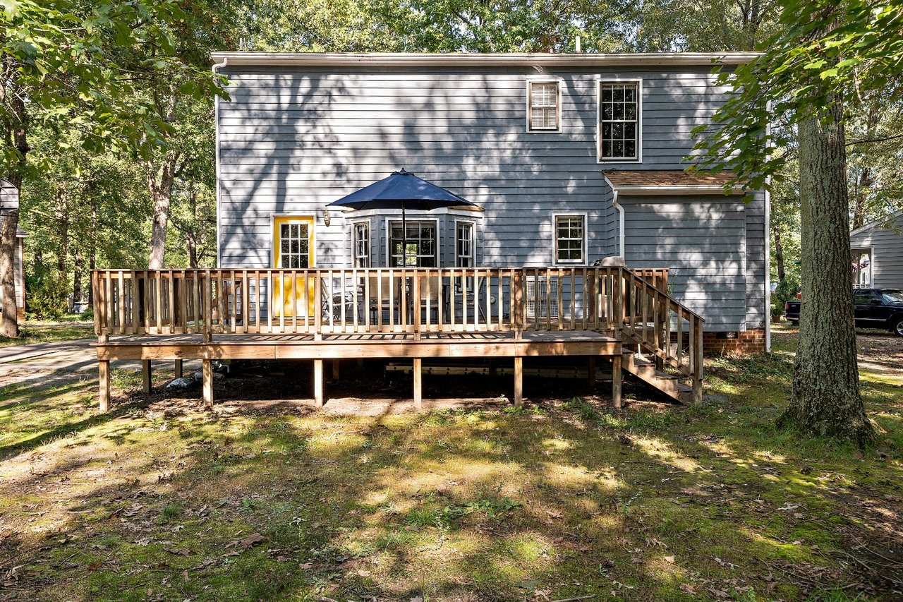 8914 Playground Circle