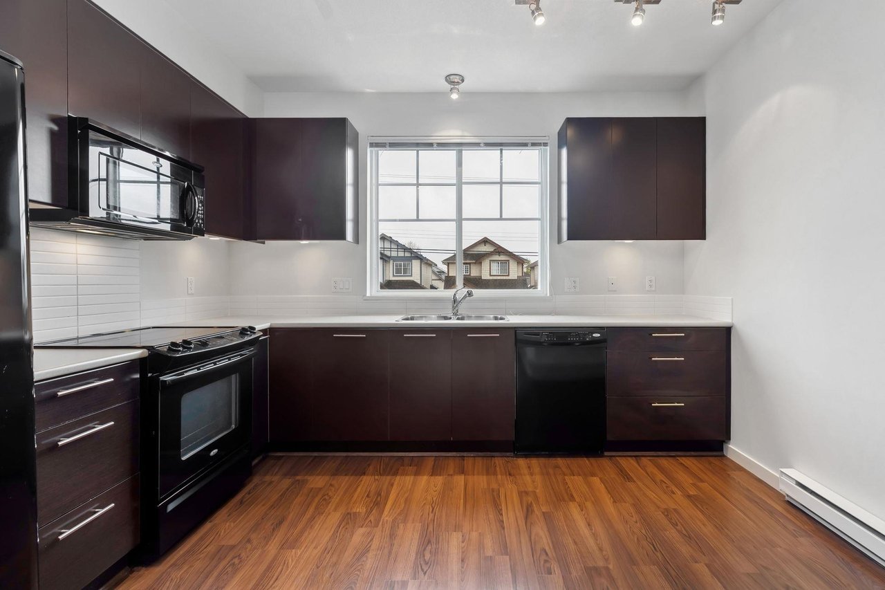 33-7238 189 St