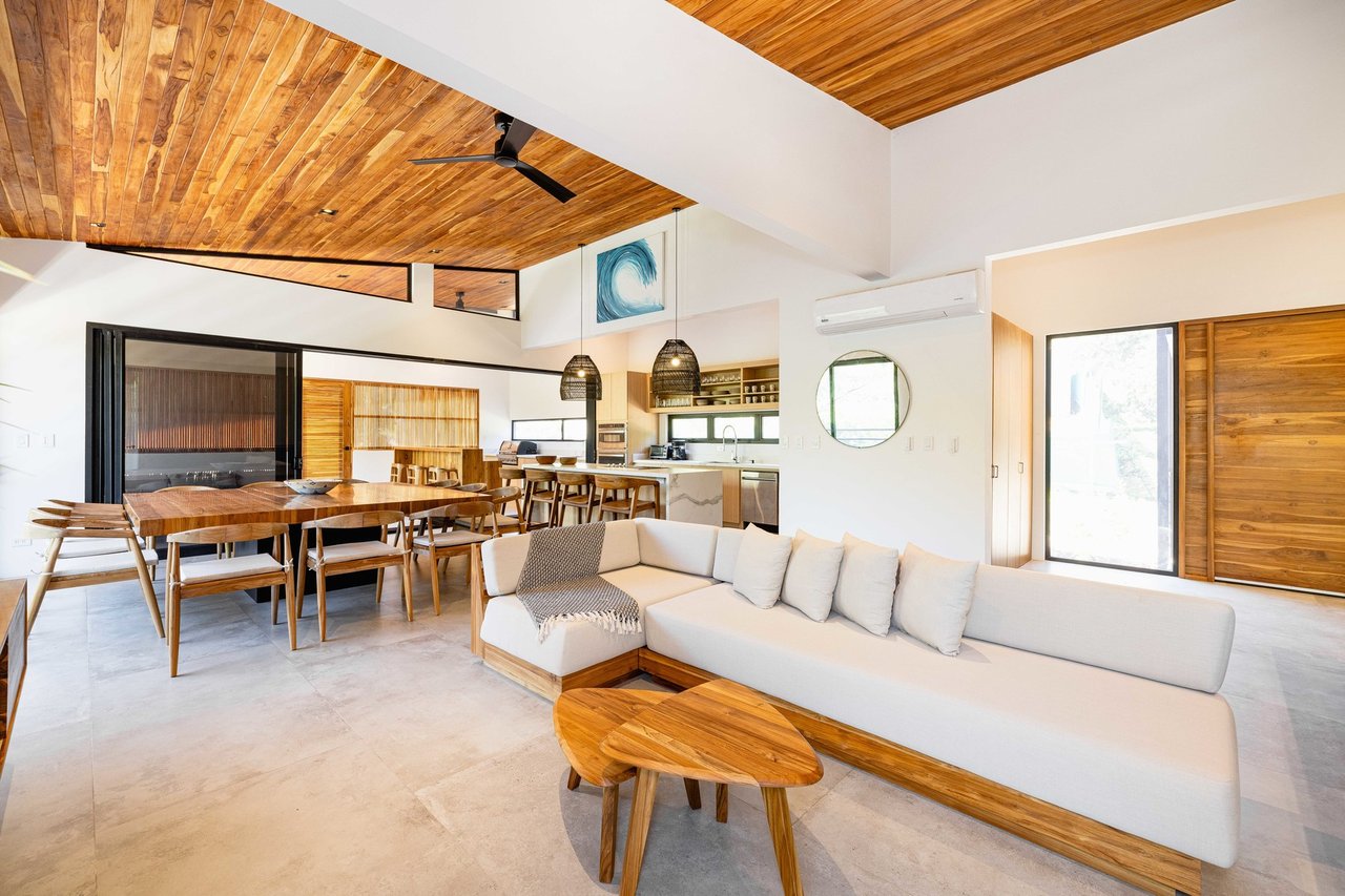 Contemporary Pool Residence, Tamarindo, Guanacaste