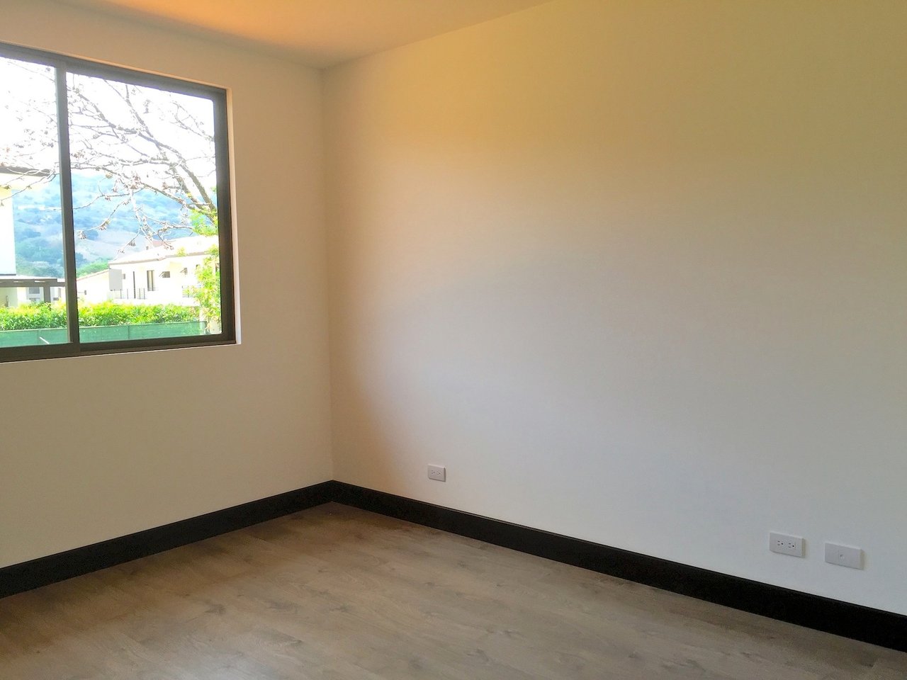 Contemporary Multi Level Townhome, Ciudad Colon, San Jose