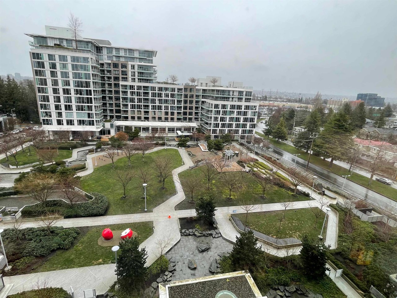 1102-3300 Ketcheson Rd