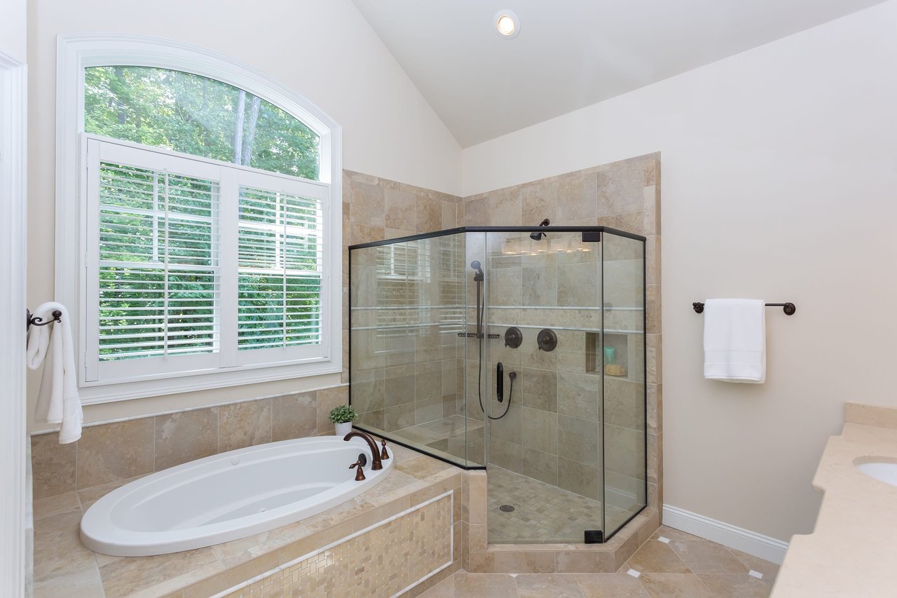 102 Founders Rdg Dr