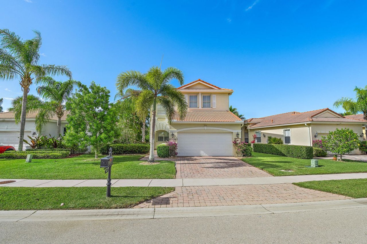 106 Isle Verde Way