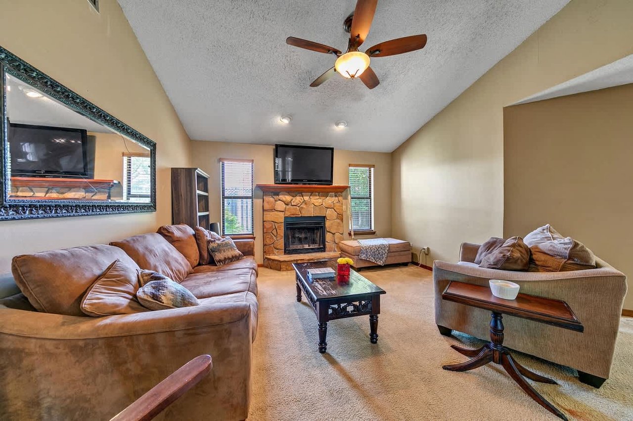 413 Primrose Cir