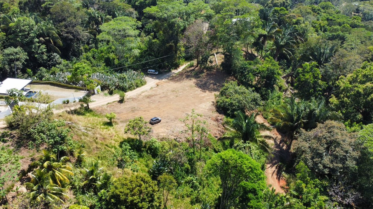 Your Dream Coastal Retreat Awaits: Prime Investment Opportunity in Playa Hermosa, Bahía Ballena