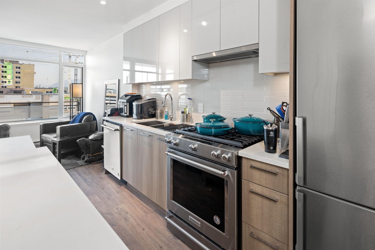 1406-258 Nelson's Ct