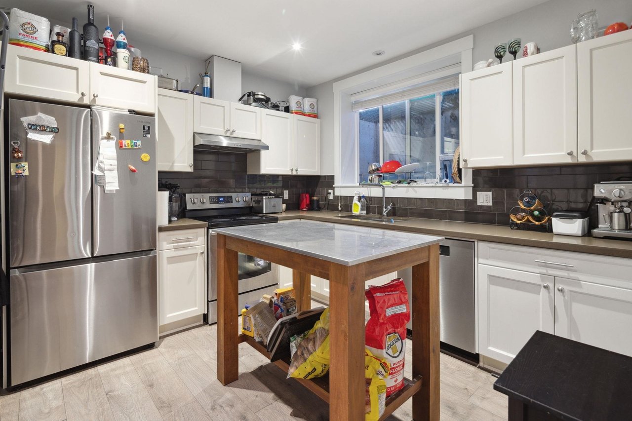 617 Mahon Avenue, North Vancouver