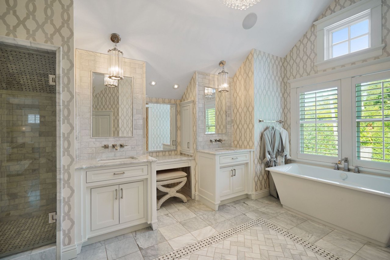 *PENDING* 5333 Halifax Ave, Edina
