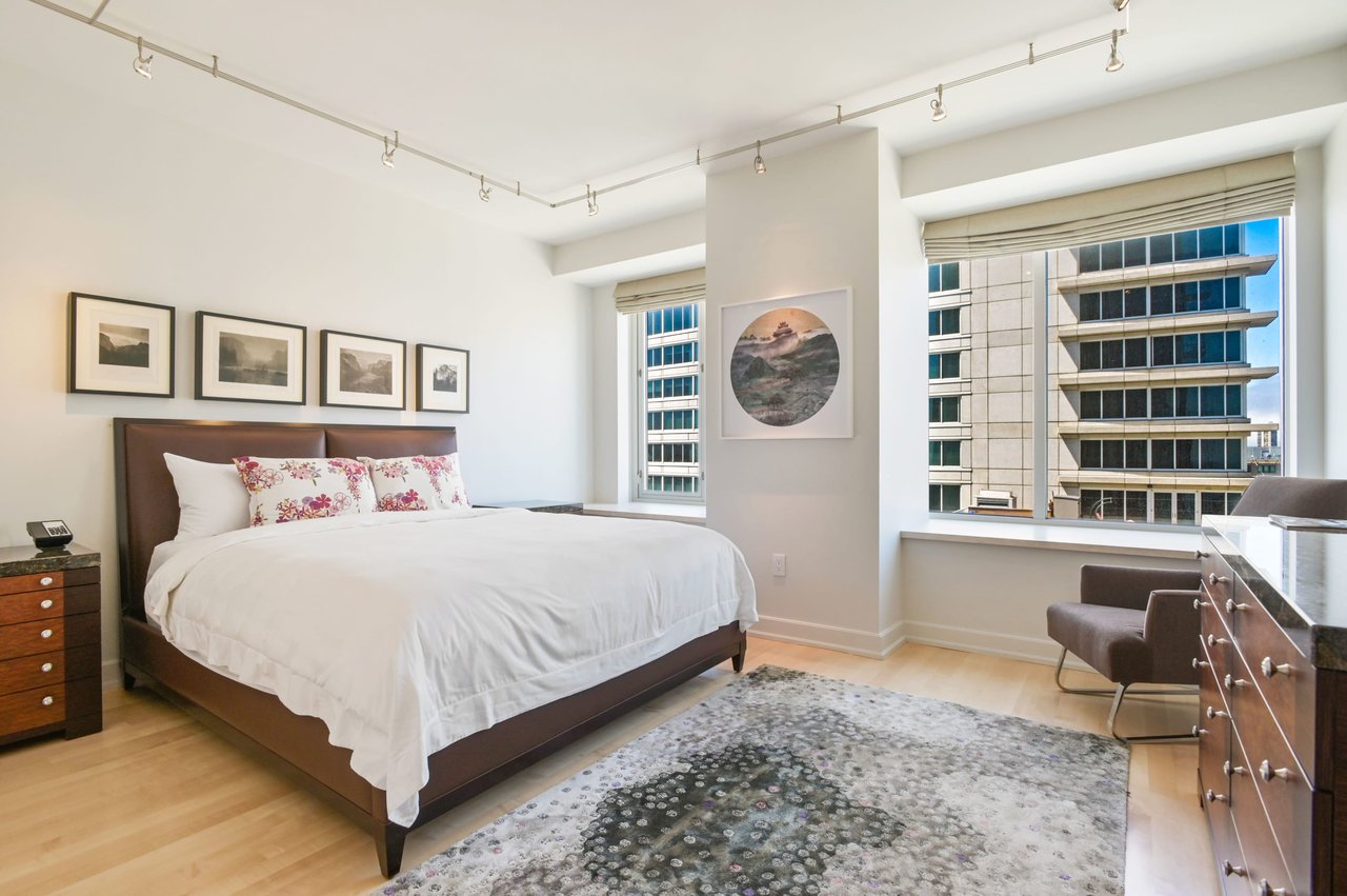 City View 3 BD St. Regis Residence