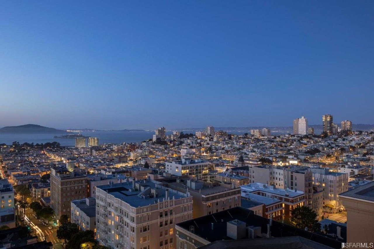 2000 Washington St, #Ph