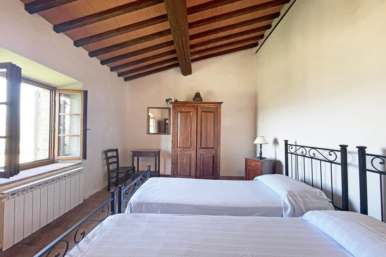 TENUTA IL GRANO “Charming Panoramic Farmhouse For Sale in Val d'Orcia”