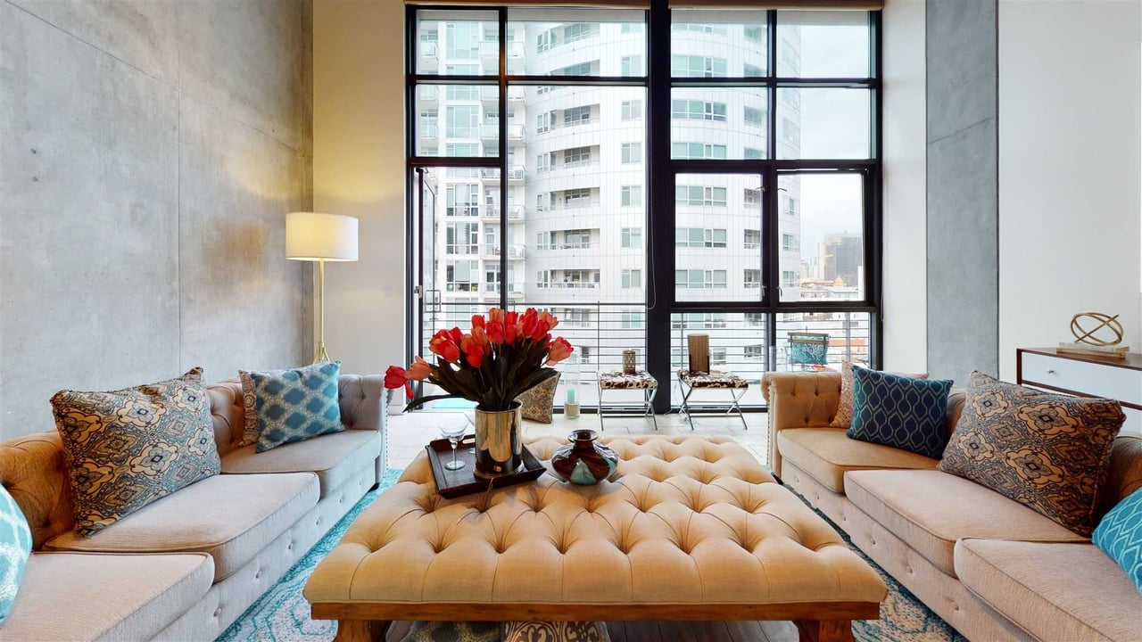 527 10th Ave 701