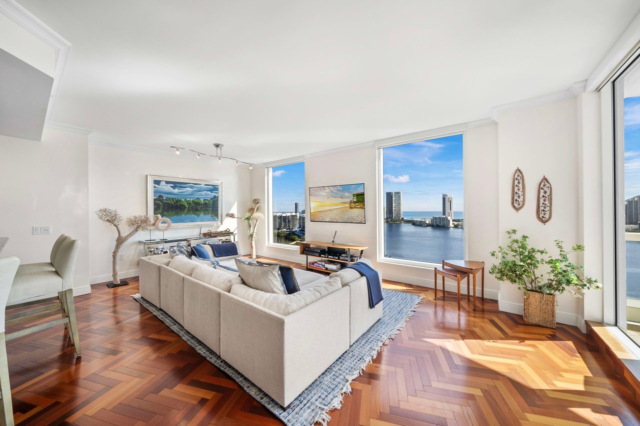 6000 Island Blvd # 2406