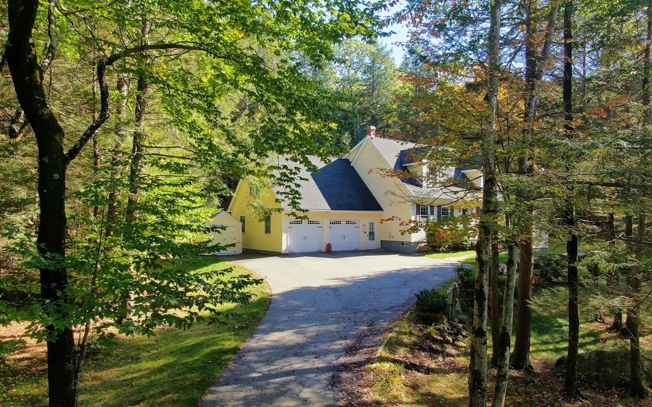 8 Kingfisher Dr