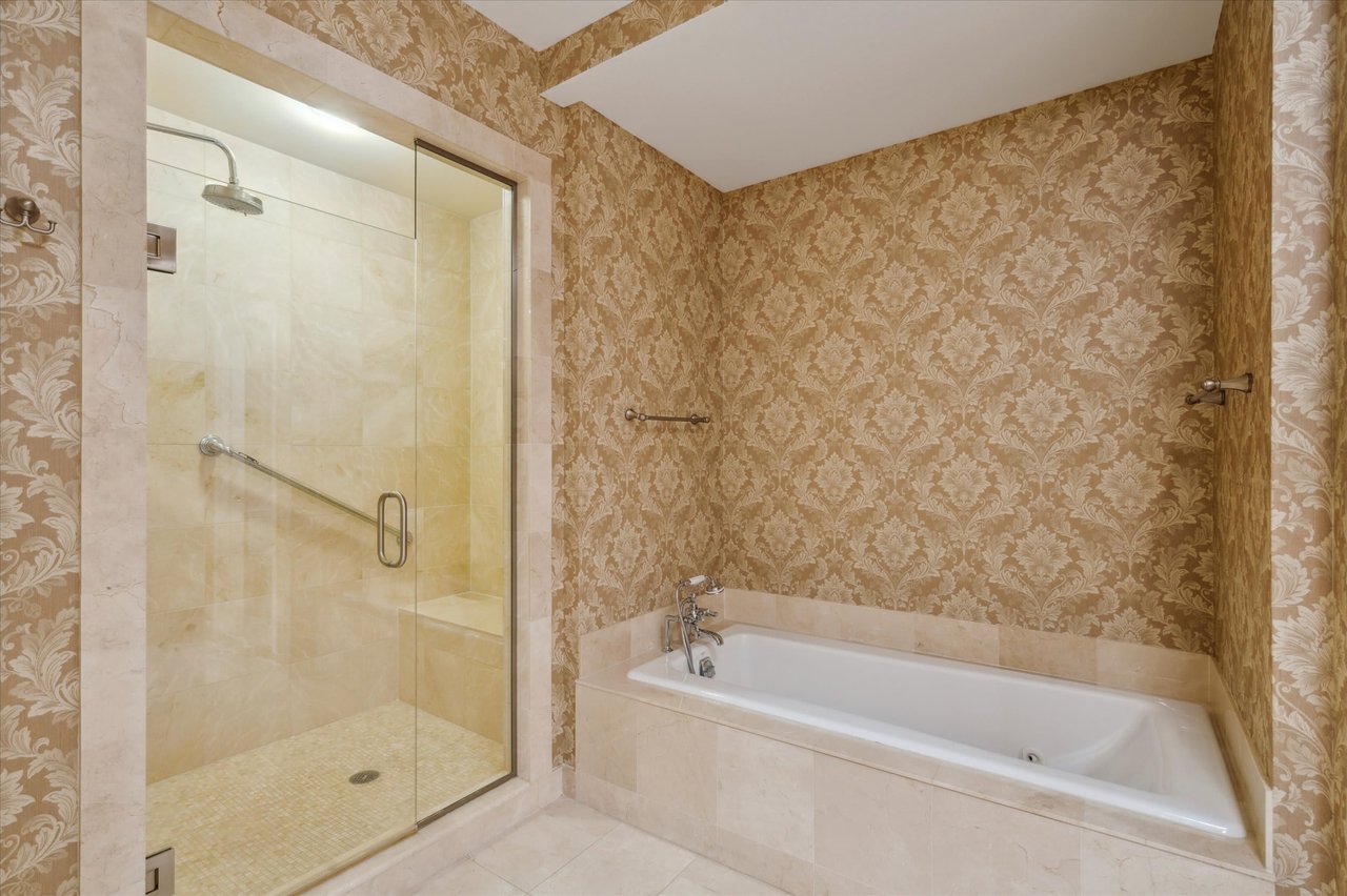 Condo at the Corithian