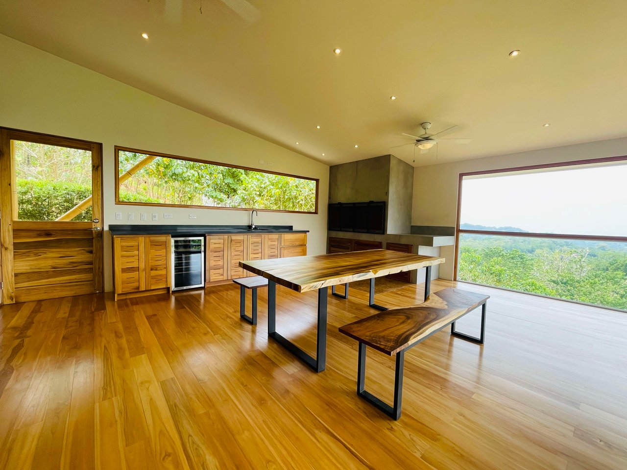 MarMistique Haven, Modern Tropical Home with Panoramic Ocean Views!