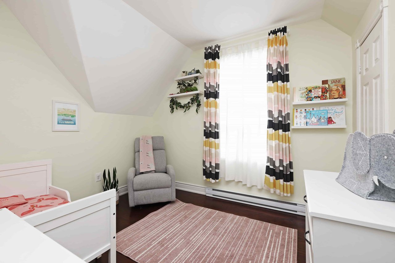 CHARMING DETACHED HOME