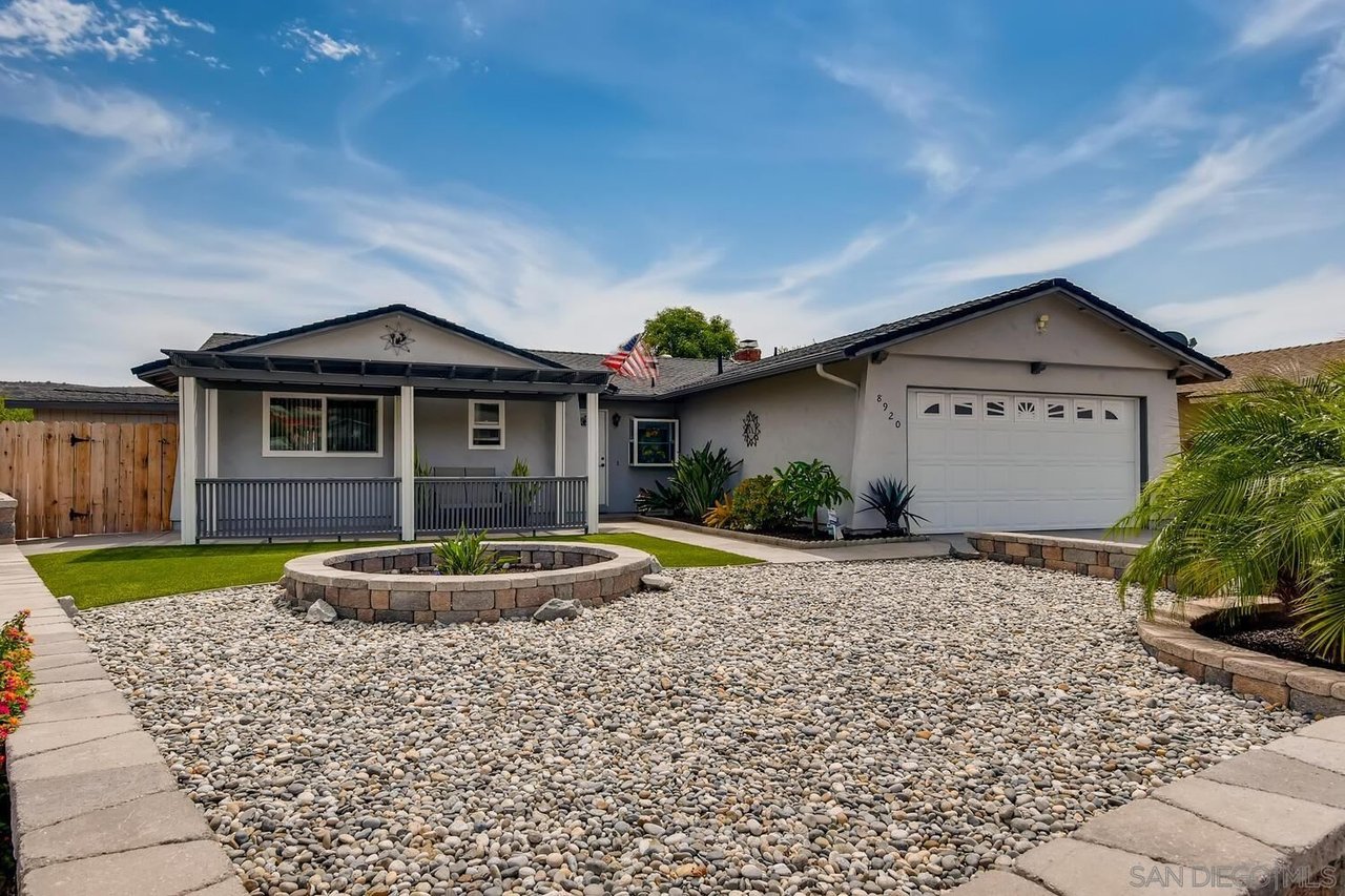 8920 New Seabury Dr