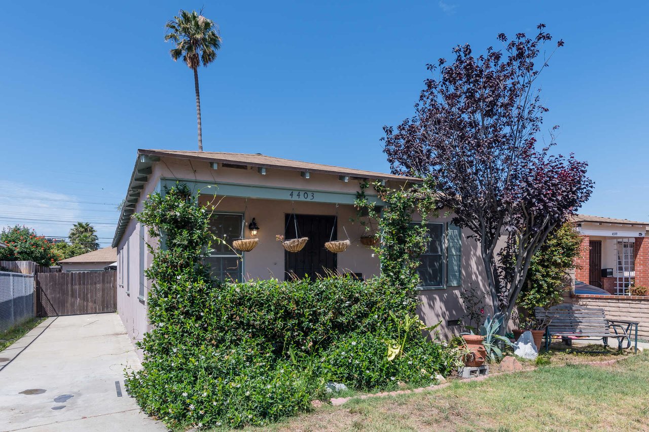 4403 Campbell Dr