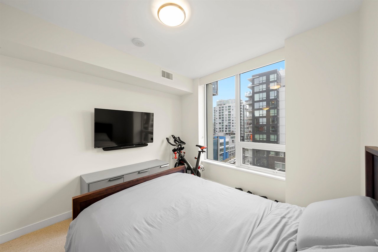 1009-111 E 1st Avenue, Vancouver