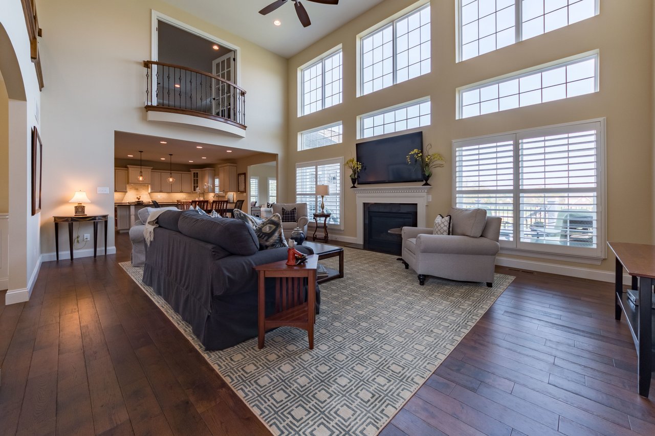 Newer Construction Minutes from Bellerive Country Club