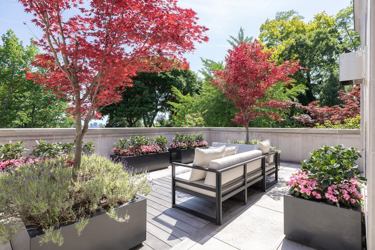 Casa Loma Estate