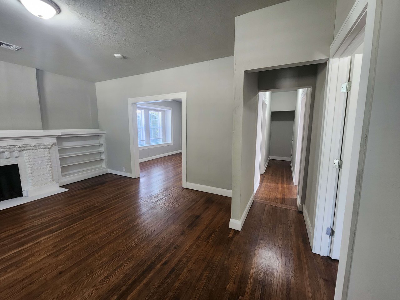 1017 N. Broadway Ave