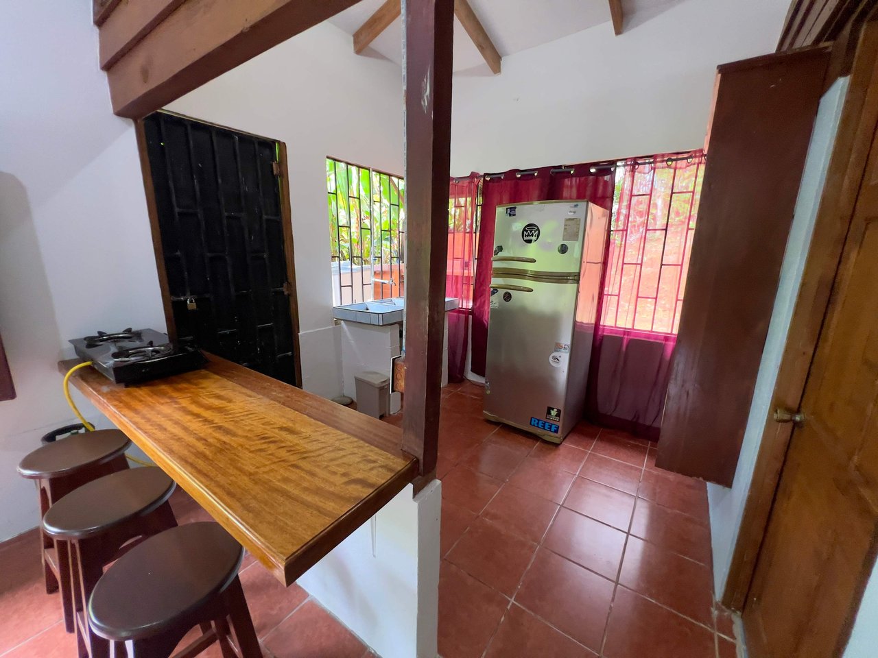 Affordable Wooden Cabañita, 2 bed, 1 bath. 