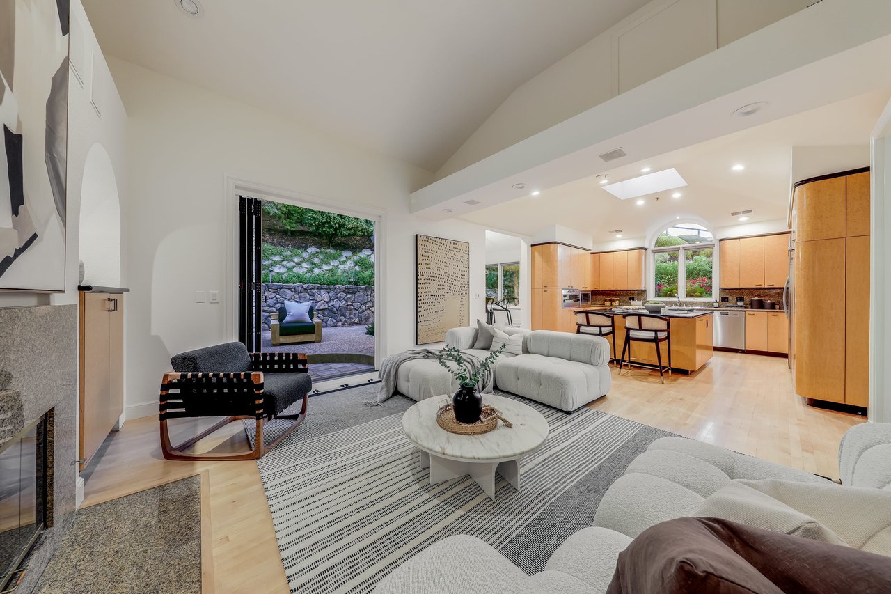 Tiburon Retreat at 7 Mariposa Court