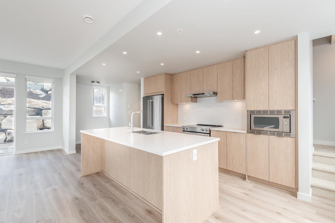 41212 Highline Pl