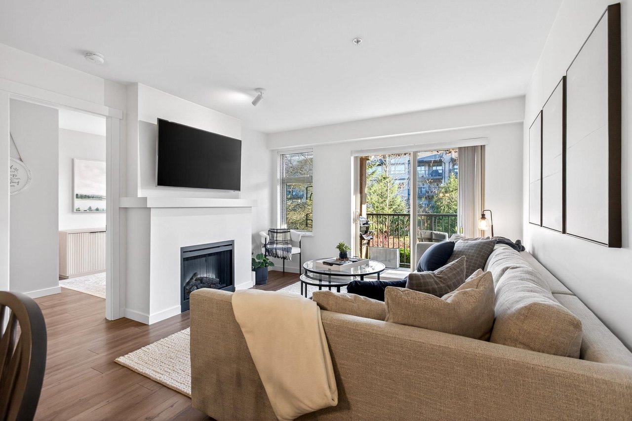 207-500 Klahanie Drive, Port Moody